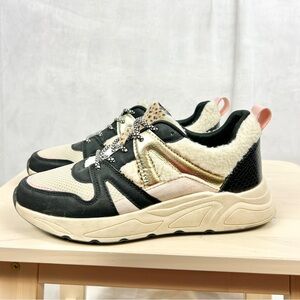 Stylish Women's Sneakers in Black, Cream, and Gold